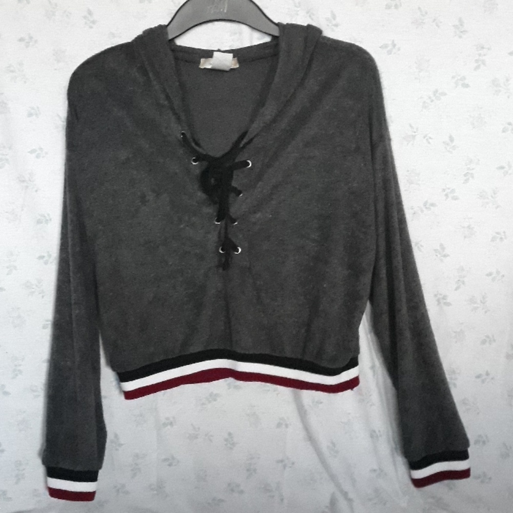 NWOT Crop Sweater Hoodie